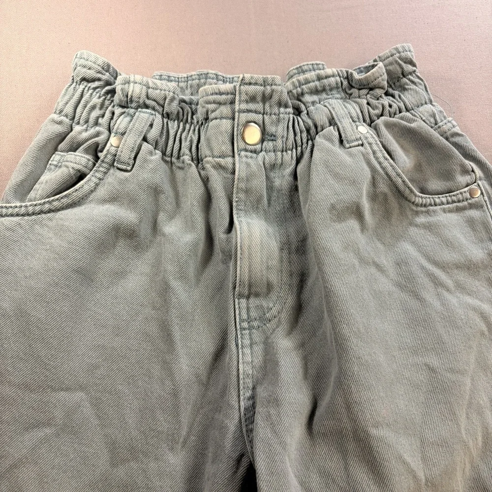Forever 21 Women’s Small Light Wash Jeans Elastic Waist High Rise Denim